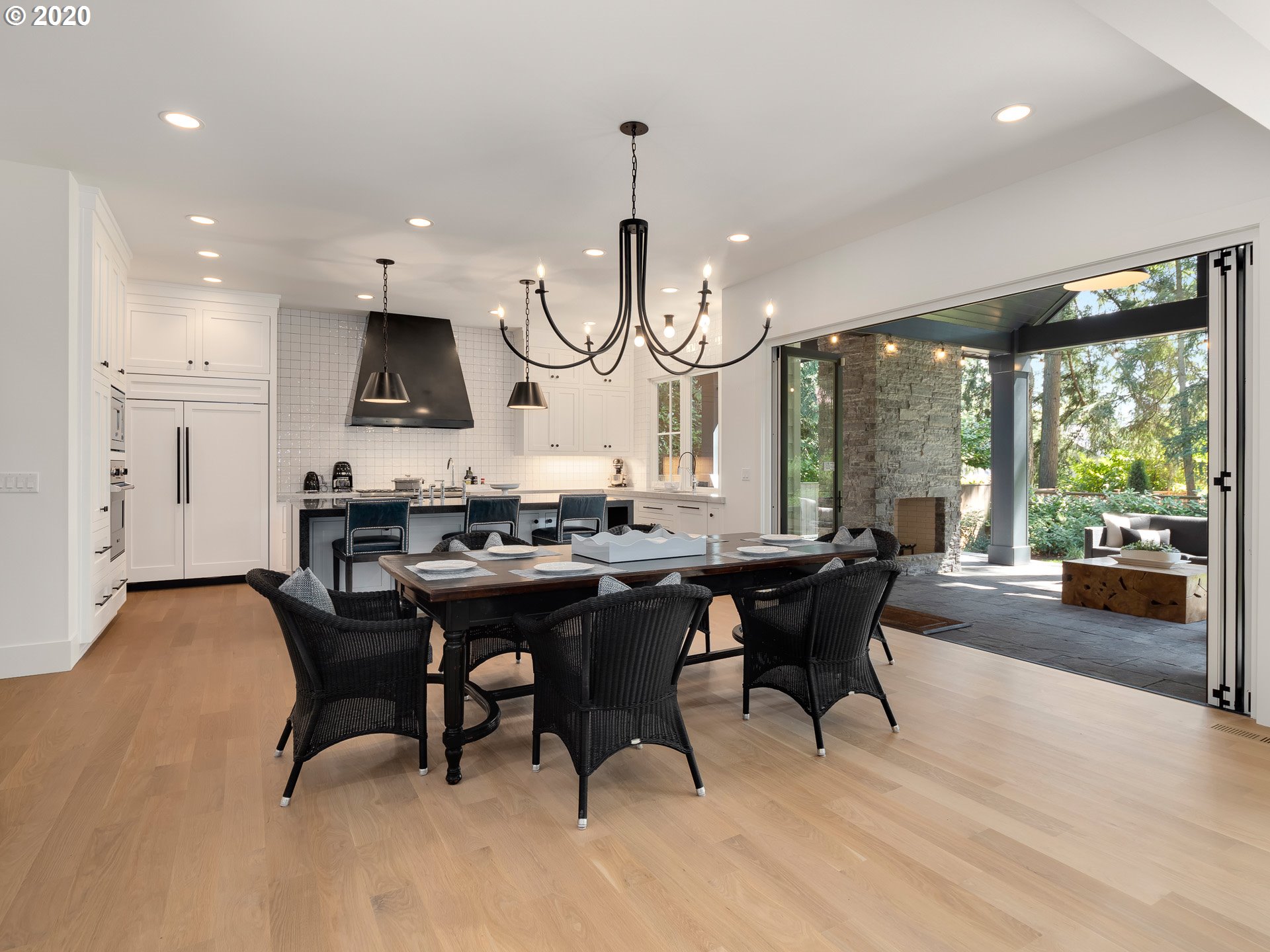 936 Evergreen Road Lake Oswego, OR 97034 - Photo 8 of 32 Gallery Image 8