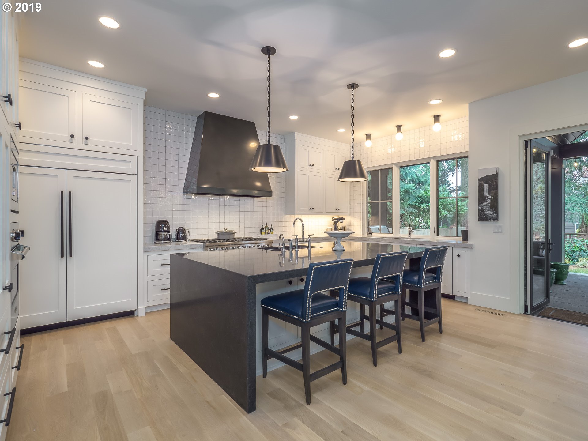 936 Evergreen Road Lake Oswego, OR 97034 - Photo 9 of 32 Gallery Image 9