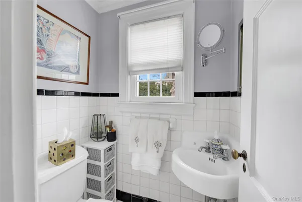 $745,000 | 39 Cynthia Court, Hempstead, NY 11550