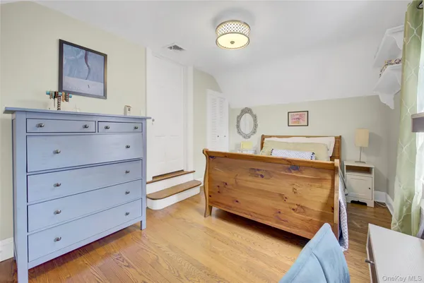 $745,000 | 39 Cynthia Court, Hempstead, NY 11550