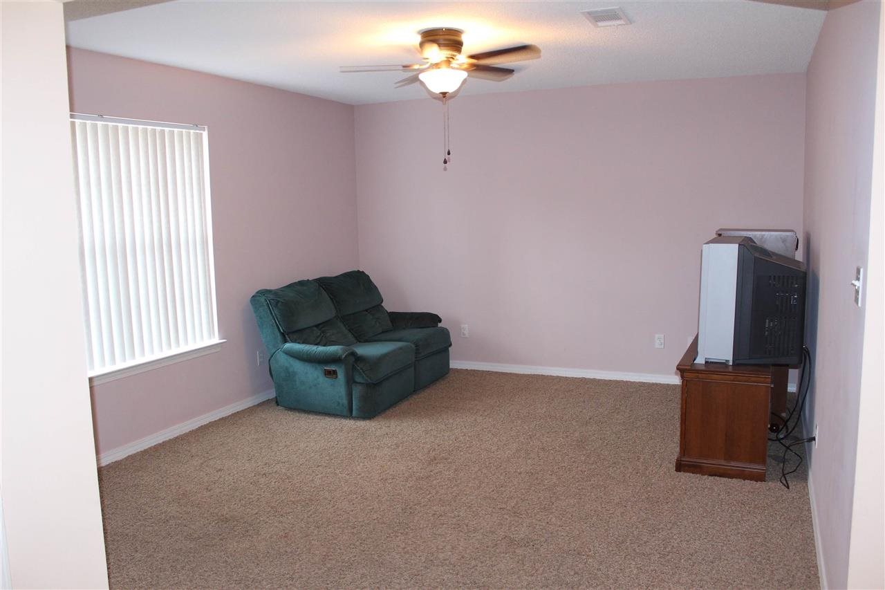7170 Woodside Road Pensacola, FL 32526 - Photo 9 of 18 Gallery Image 9