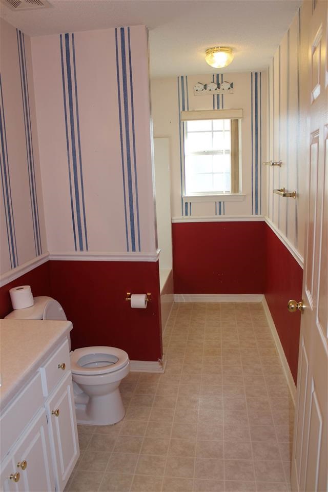 7170 Woodside Road Pensacola, FL 32526 - Photo 10 of 18 Gallery Image 10