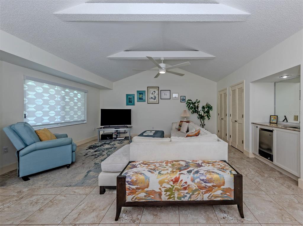 500 Alhambra Road Venice, FL 34285 - Photo 8 of 53