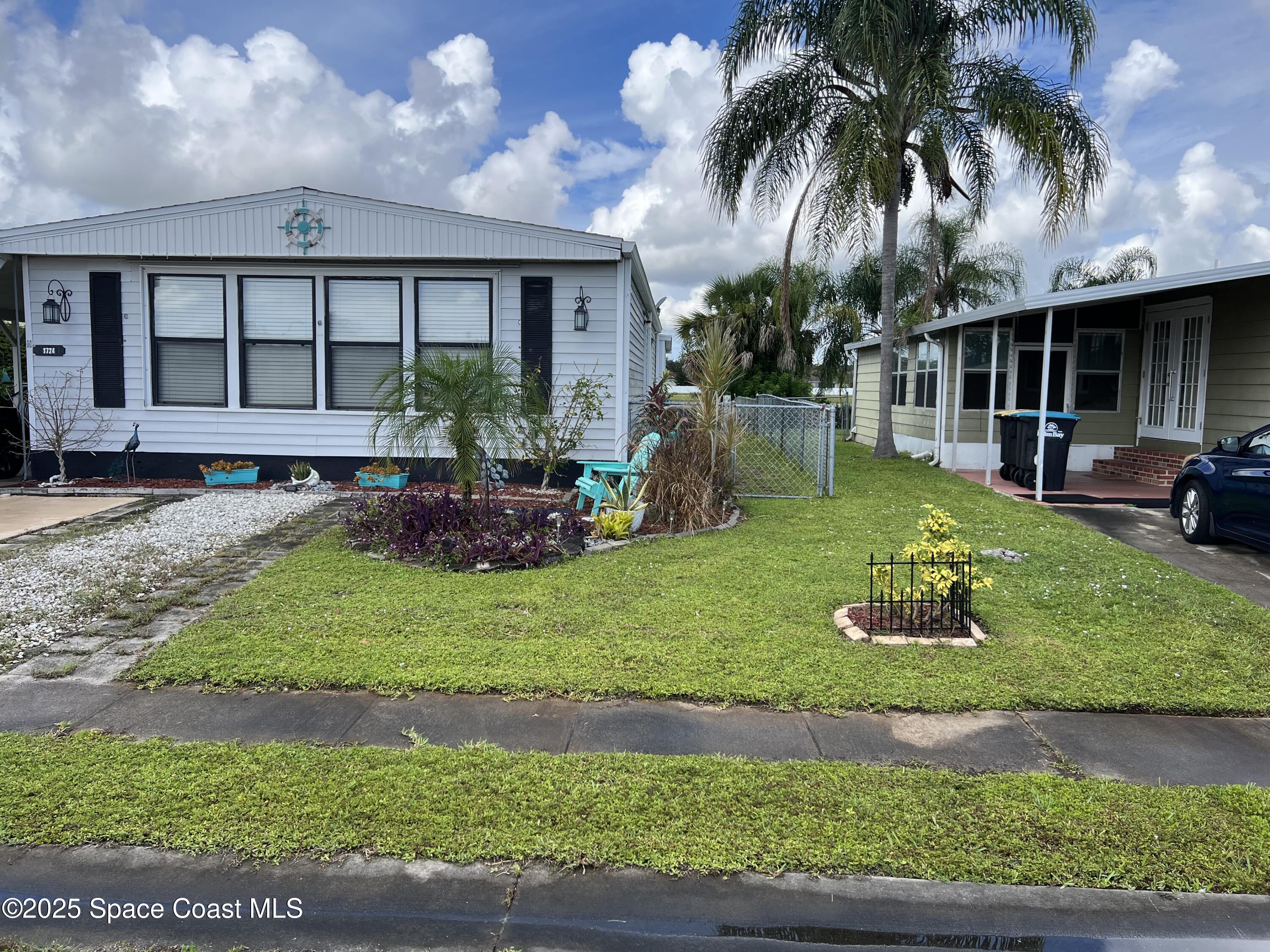 1724 Mango Street Northeast Palm Bay, FL 32905 - Photo 2 of 19 IMG_9852