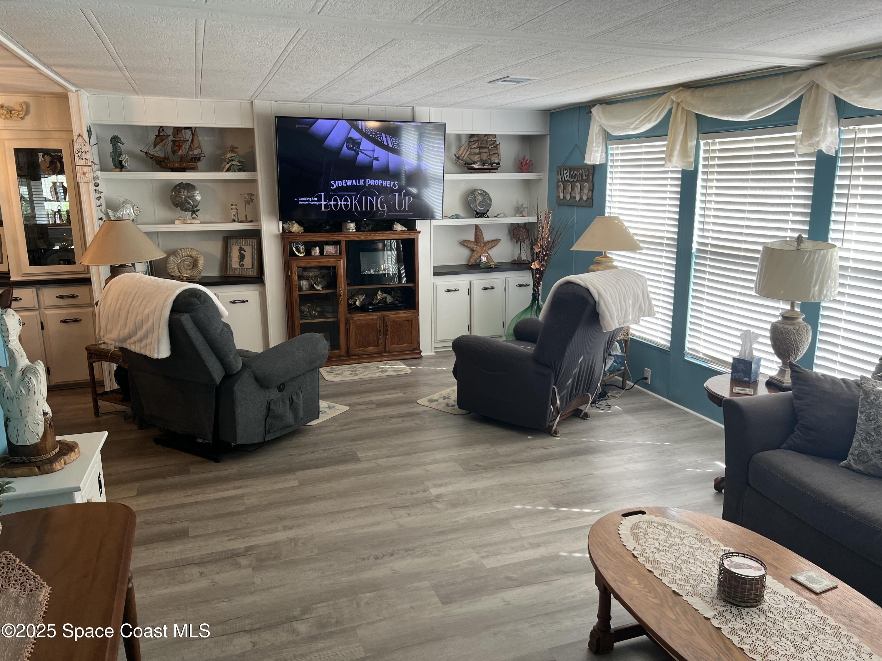 1724 Mango Street Northeast Palm Bay, FL 32905 - Photo 5 of 19 IMG_9835