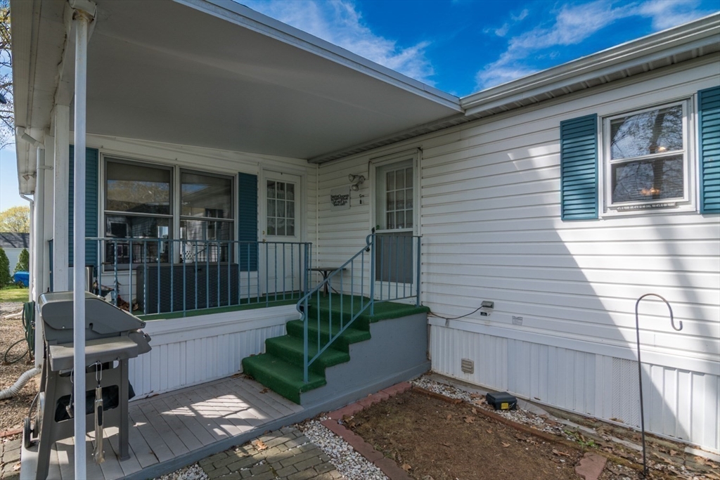 3 John Drive West Springfield, MA 01089 - Photo 32 of 36