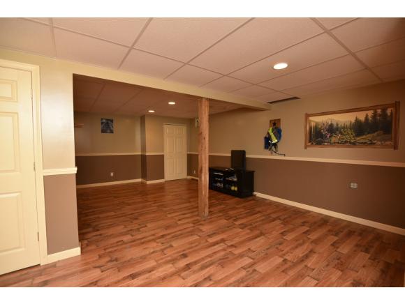 147 Peasley Road Henniker, NH 03242 - Photo 33 of 35 Gallery Image 33