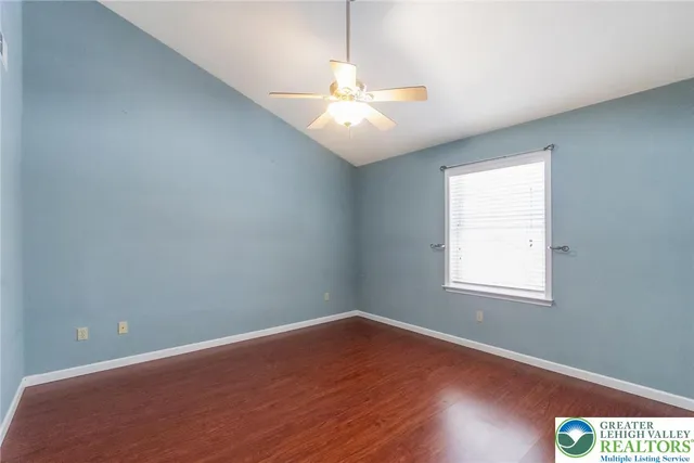 $2,400 | 537 Kemmerer Lane, Allentown, PA 18104