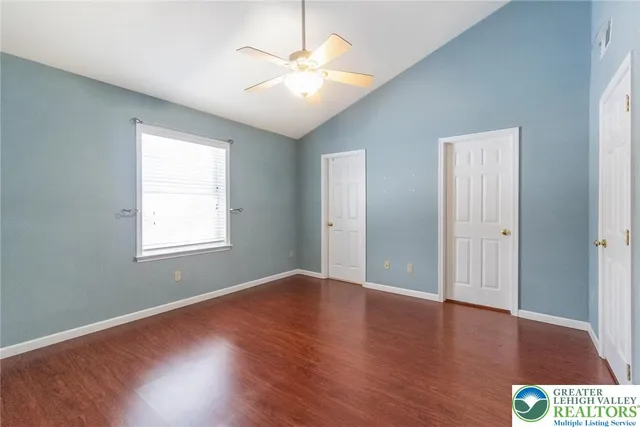 $2,400 | 537 Kemmerer Lane, Allentown, PA 18104