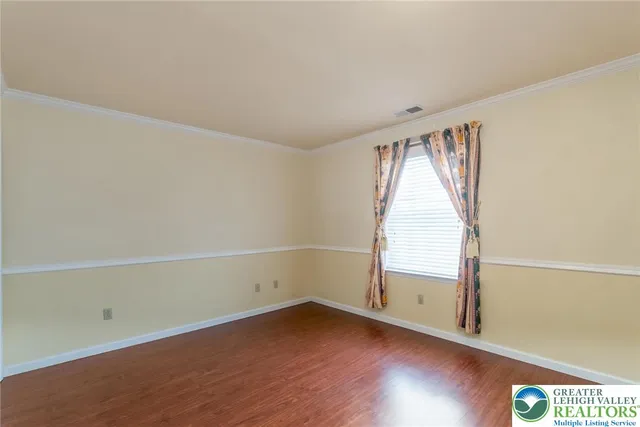 $2,400 | 537 Kemmerer Lane, Allentown, PA 18104