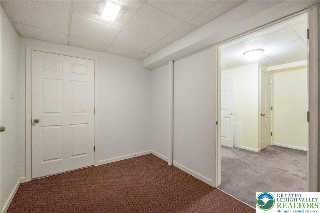 537 Kemmerer Lane Allentown, PA 18104 - Photo 38 of 39