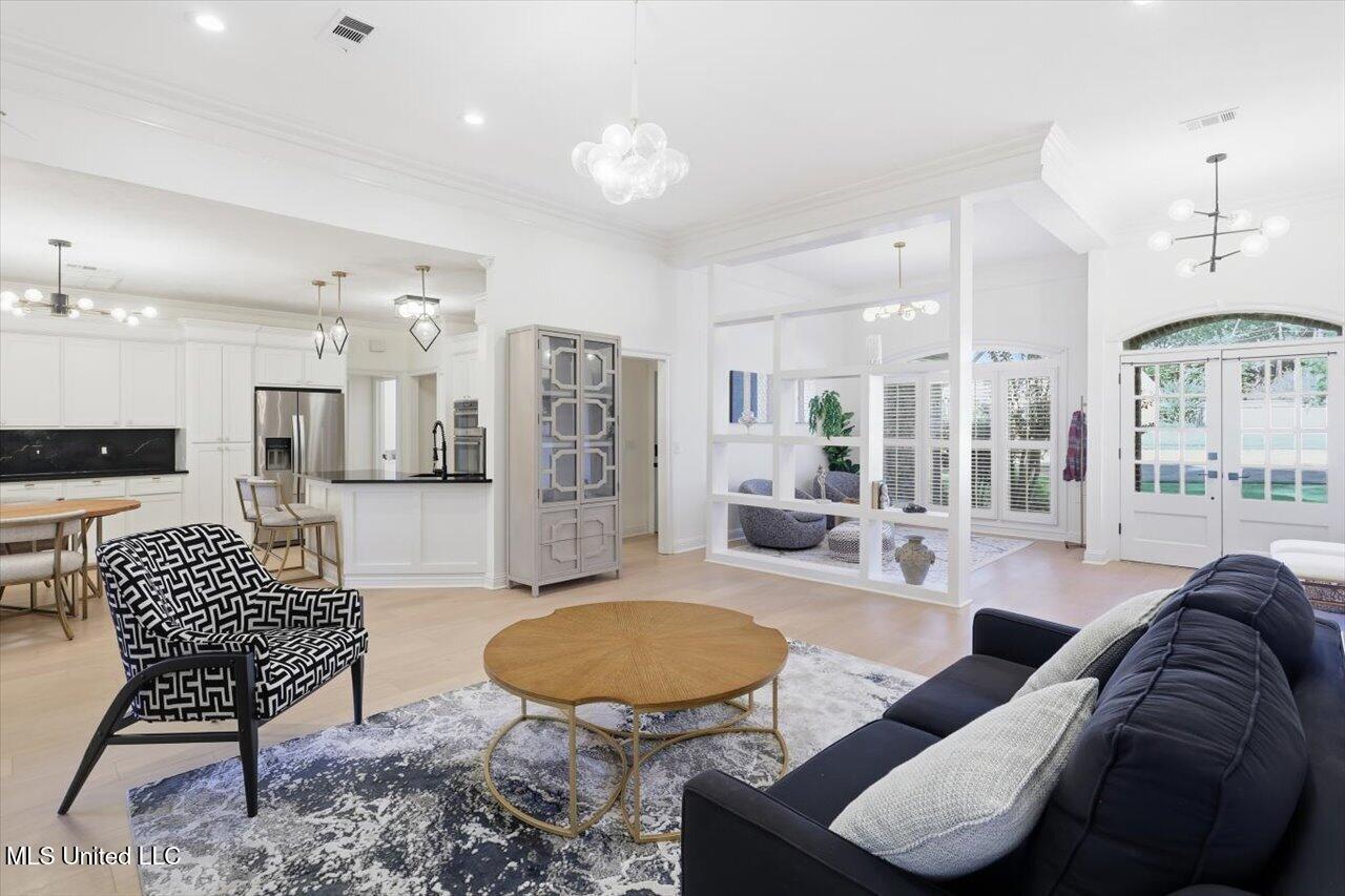 613 Winteridge Place Ridgeland, MS 39157 - Photo 9 of 42 09-613 Winteridge Pl _ Home Tours MS