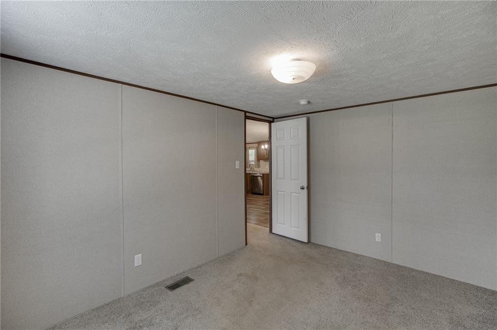 526 Silver Falls Road Cleveland, GA 30528 - Photo 20 of 41