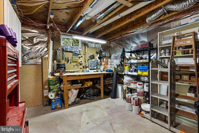 $830,000 | 14106 Wood Rock Way, Centreville, VA 20121