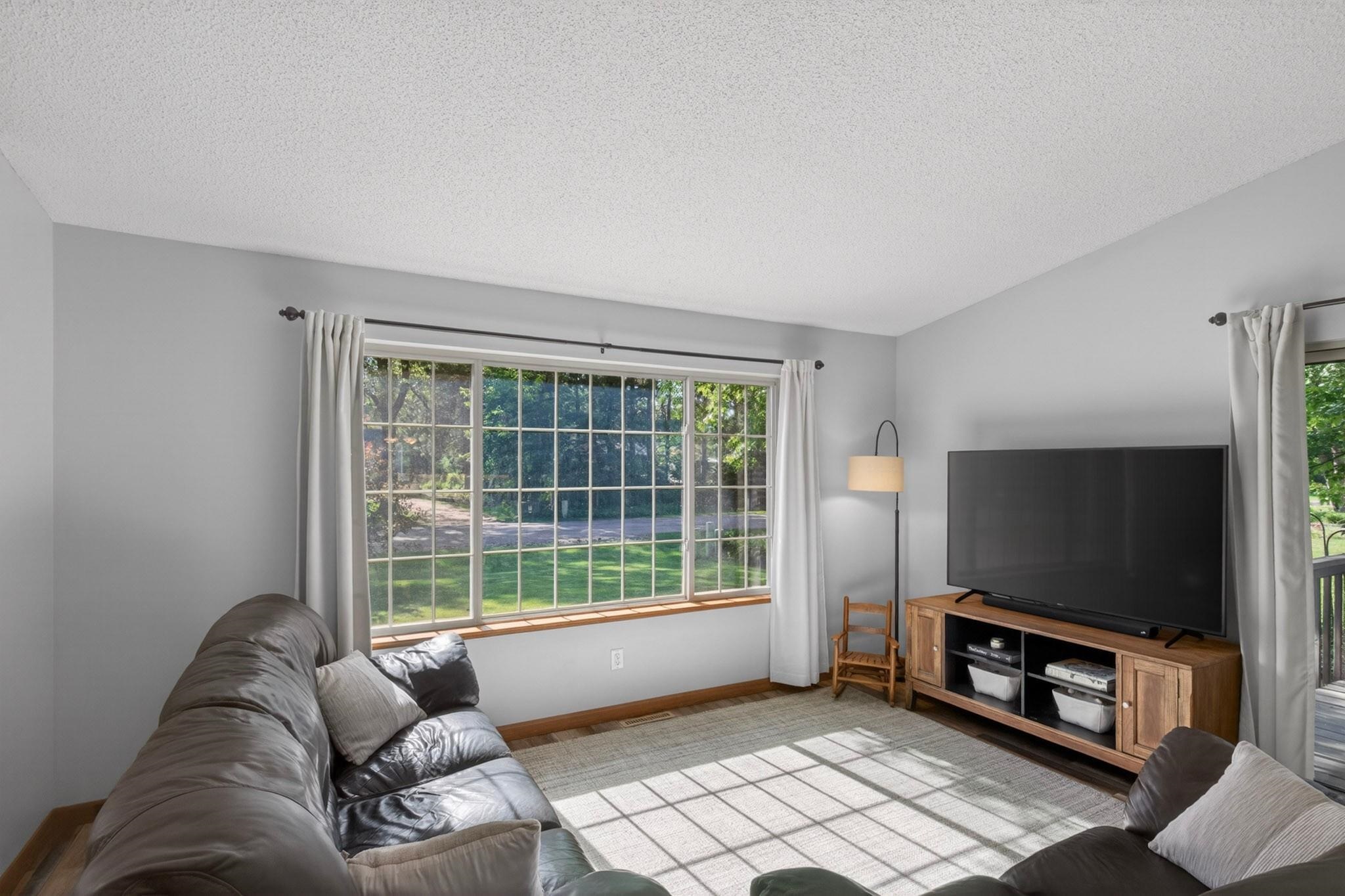 3217 Coon Avenue Stevens Point, WI 54481 - Photo 10 of 42
