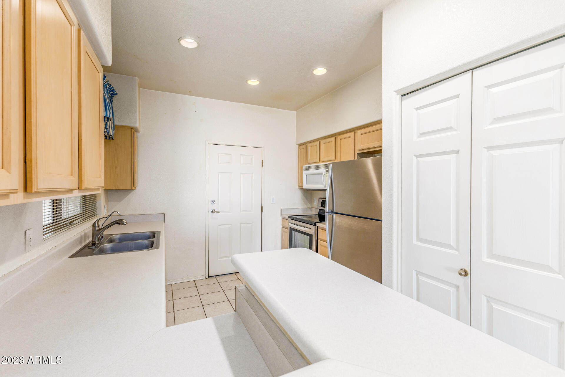 1445 East Broadway Road, Unit 115 Tempe, AZ 85282 - Photo 13 of 36 13 Broadway