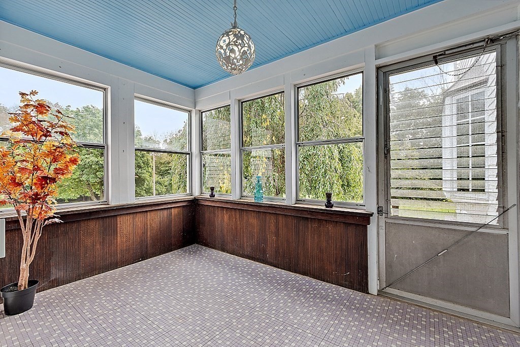 10 Bates Road Dudley, MA 01571 - Photo 17 of 35 Gallery Image 17