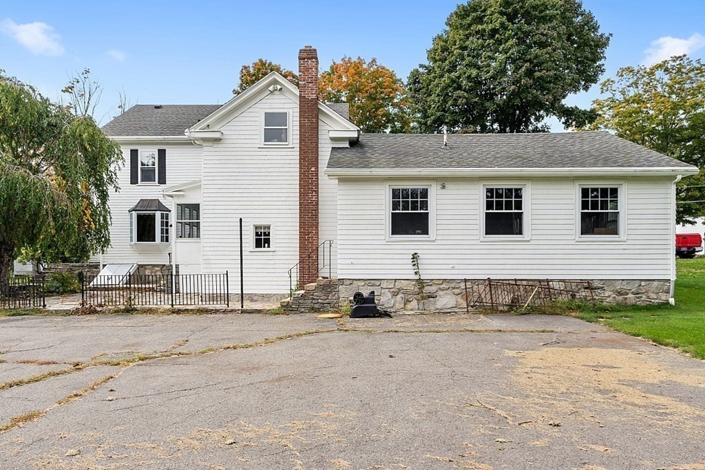 10 Bates Road Dudley, MA 01571 - Photo 26 of 35 Gallery Image 26