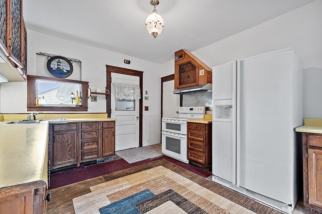 10 Bates Road Dudley, MA 01571 - Photo 7 of 35 Gallery Image 7