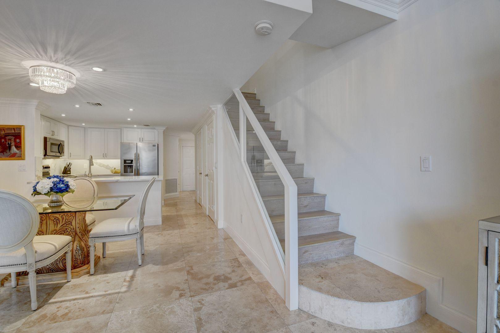 898 Jeffery Street Boca Raton, FL 33487 - Photo 16 of 49 Stairway