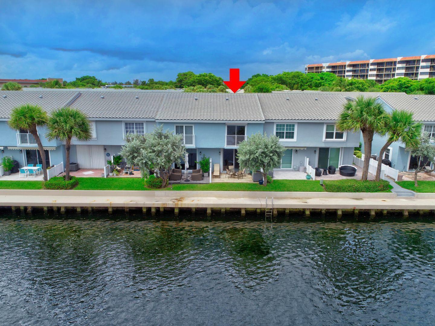 898 Jeffery Street Boca Raton, FL 33487 - Photo 37 of 49 Back Aerial