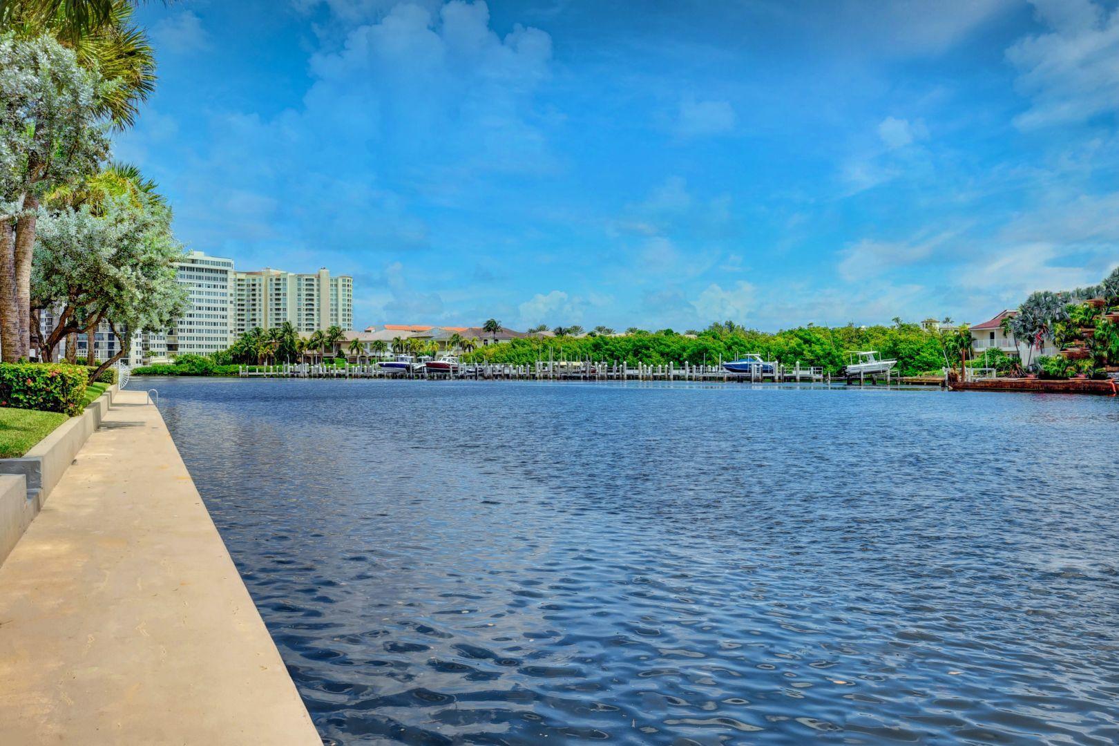 898 Jeffery Street Boca Raton, FL 33487 - Photo 48 of 49 Back View