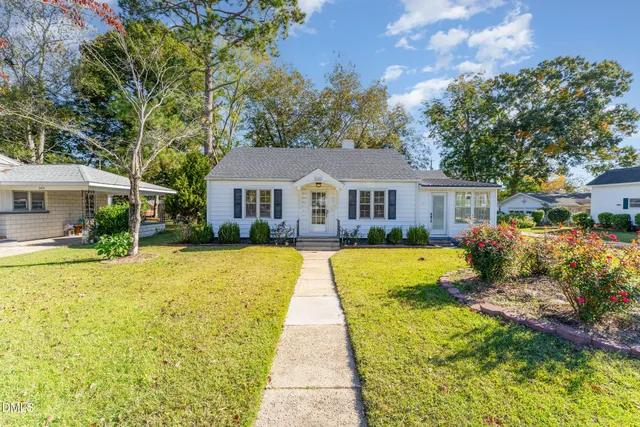 $289,500 | 500 North Main Street, Four Oaks, NC 27524