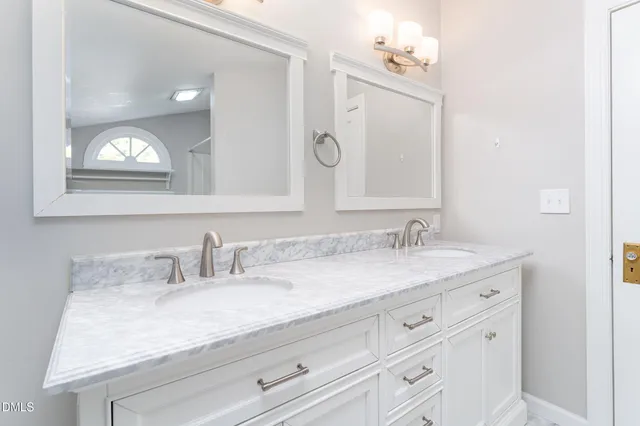 a bathroom with a sink and a toilet