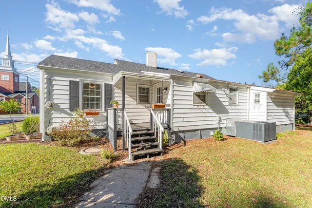 $284,500 | 500 North Main Street, Four Oaks, NC 27524
