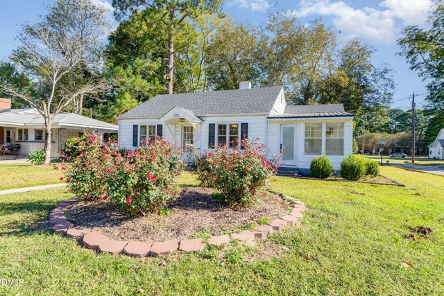 $284,500 | 500 North Main Street, Four Oaks, NC 27524