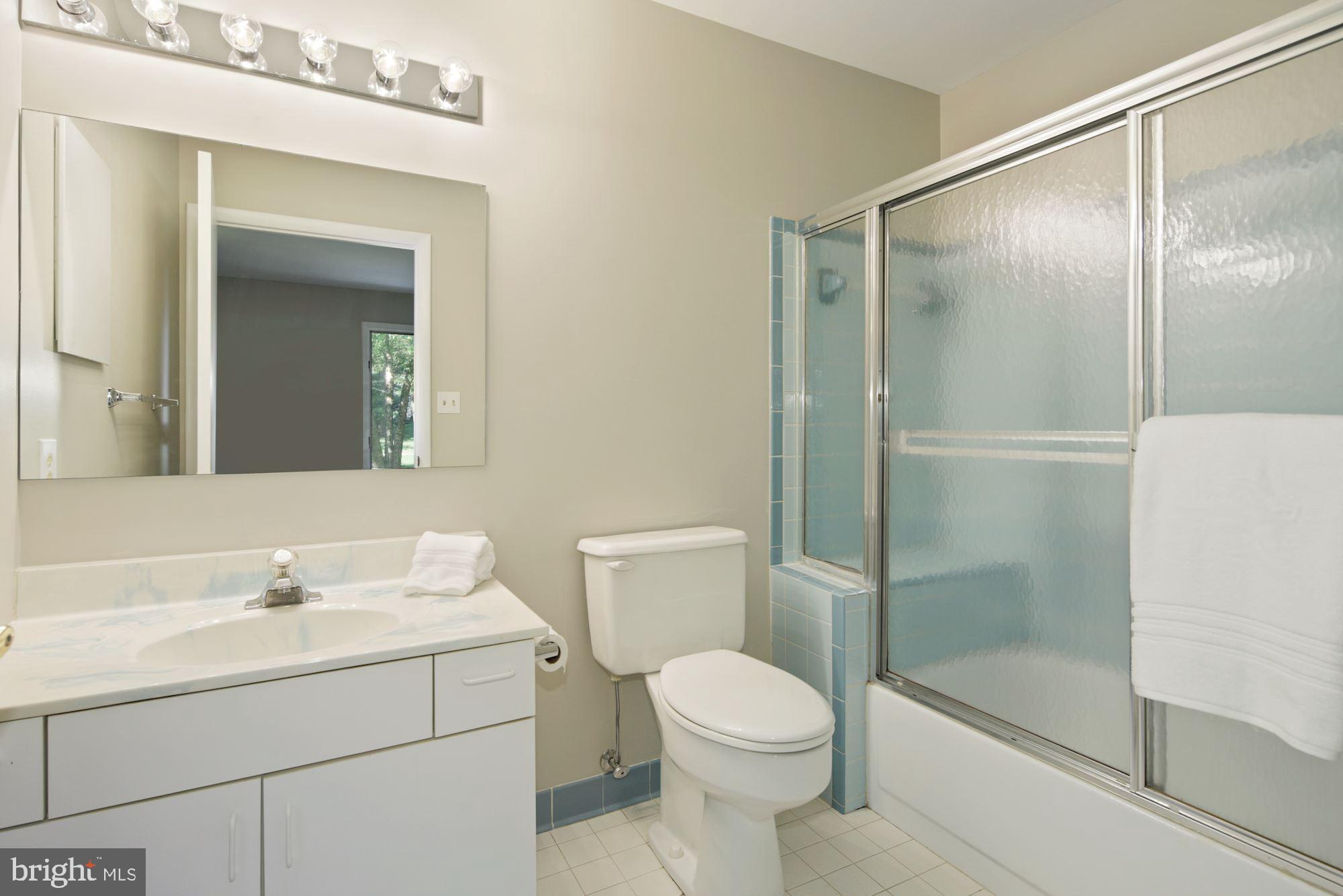 12320 Timber Grove Road Reisterstown, MD 21136 - Photo 22 of 34 En-suite Bath #2