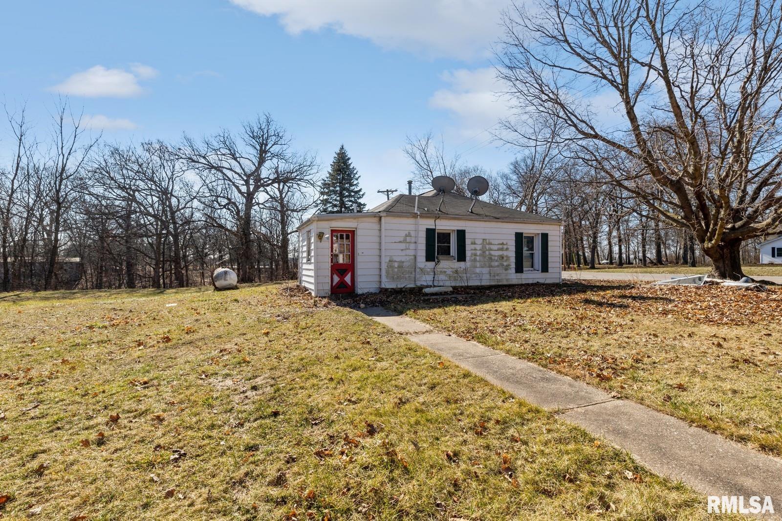 138 Highway 150 Alpha, IL 61413 - Photo 3 of 29