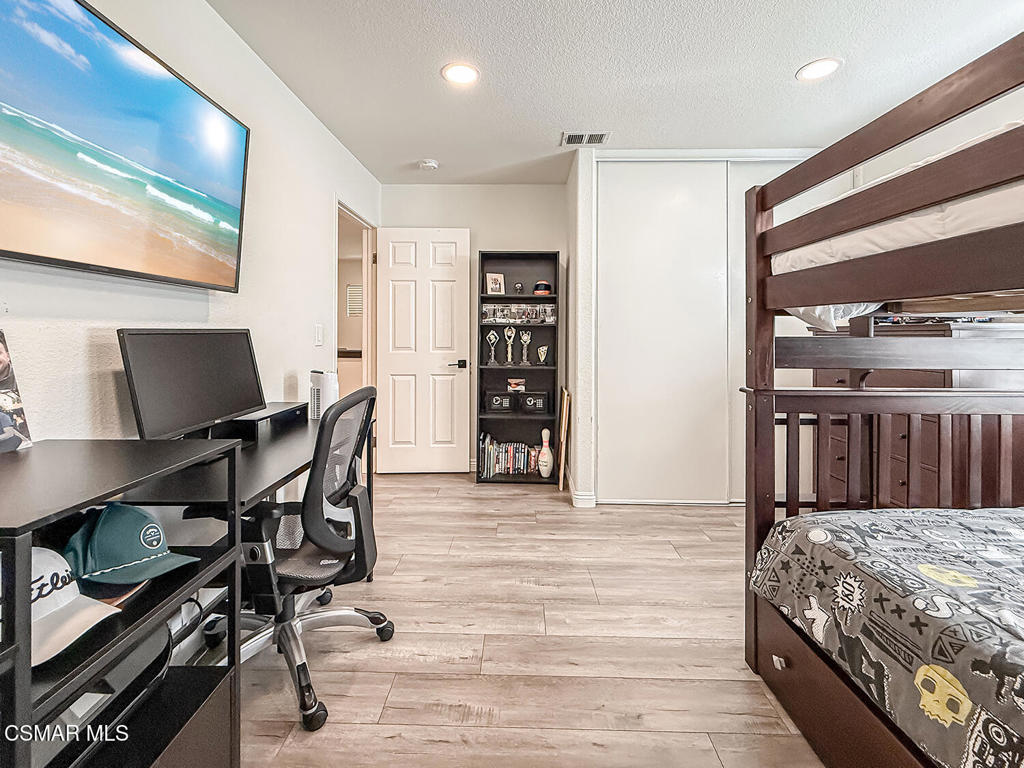 619 Hooper Avenue Simi Valley, CA 93065 - Photo 34 of 56