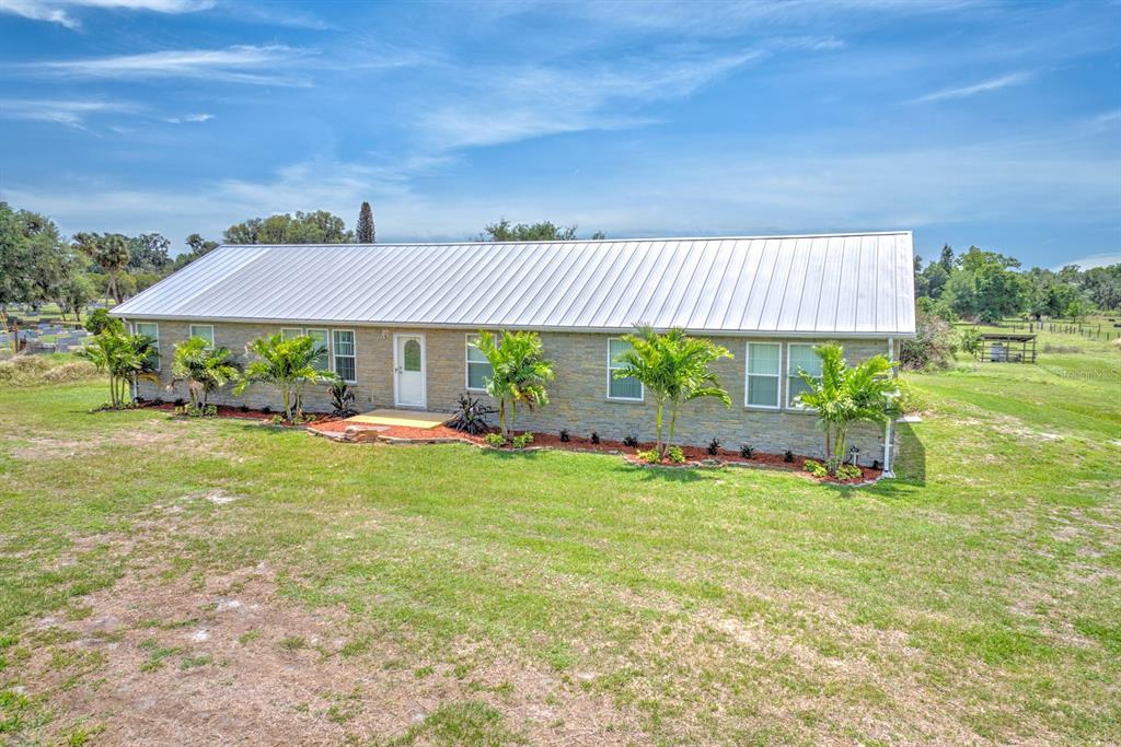 325 Stenstrom Road Wauchula, FL 33873 - Photo 3 of 45 Gallery Image 3