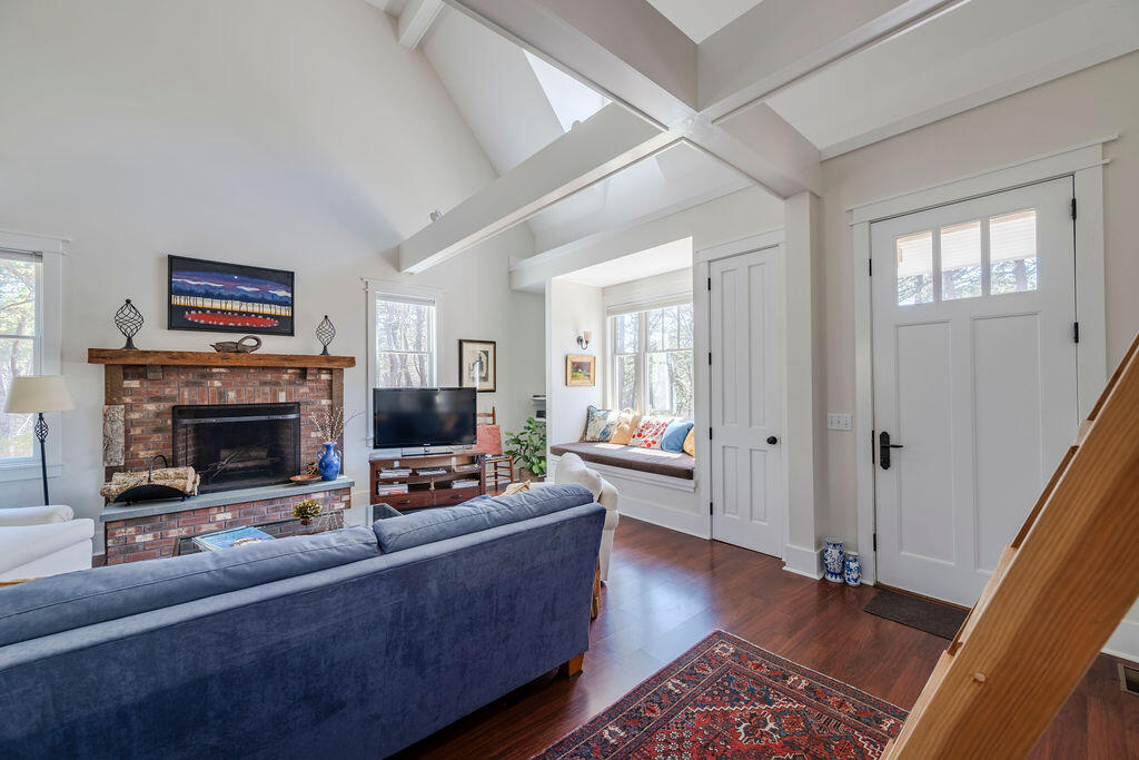 43 South Highland Road Truro, MA 02666 - Photo 6 of 40 43_S_Highland-7