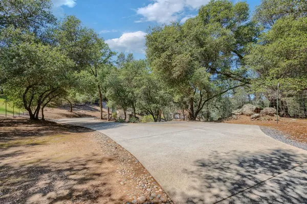 $950,000 | 1330 Lower Lake Drive, Placerville, CA 95667