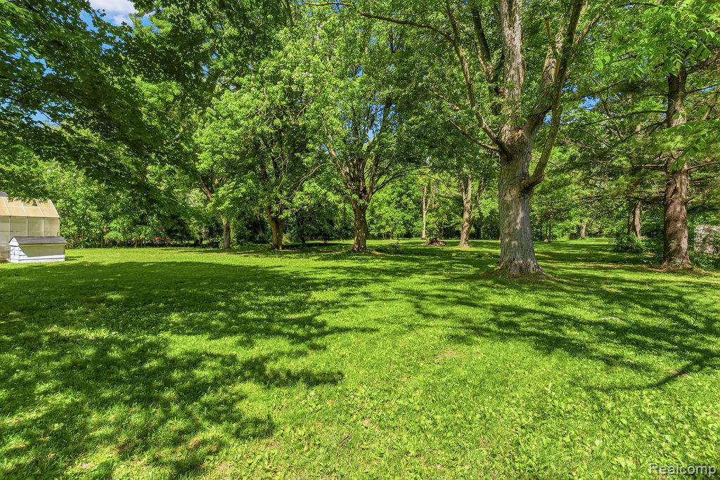 6256 Turner Road Flushing, MI 48433 - Photo 23 of 41