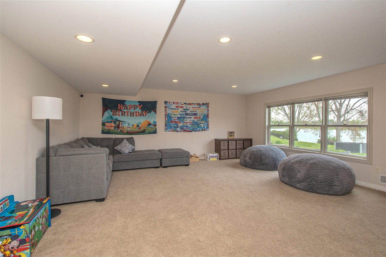 4324 Lohr Road Ann Arbor, MI 48108 - Photo 62 of 77