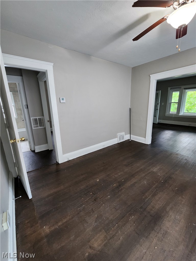 2623 Hampshire Road, Unit 2 Cleveland Heights, OH 44106 - Photo 5 of 10