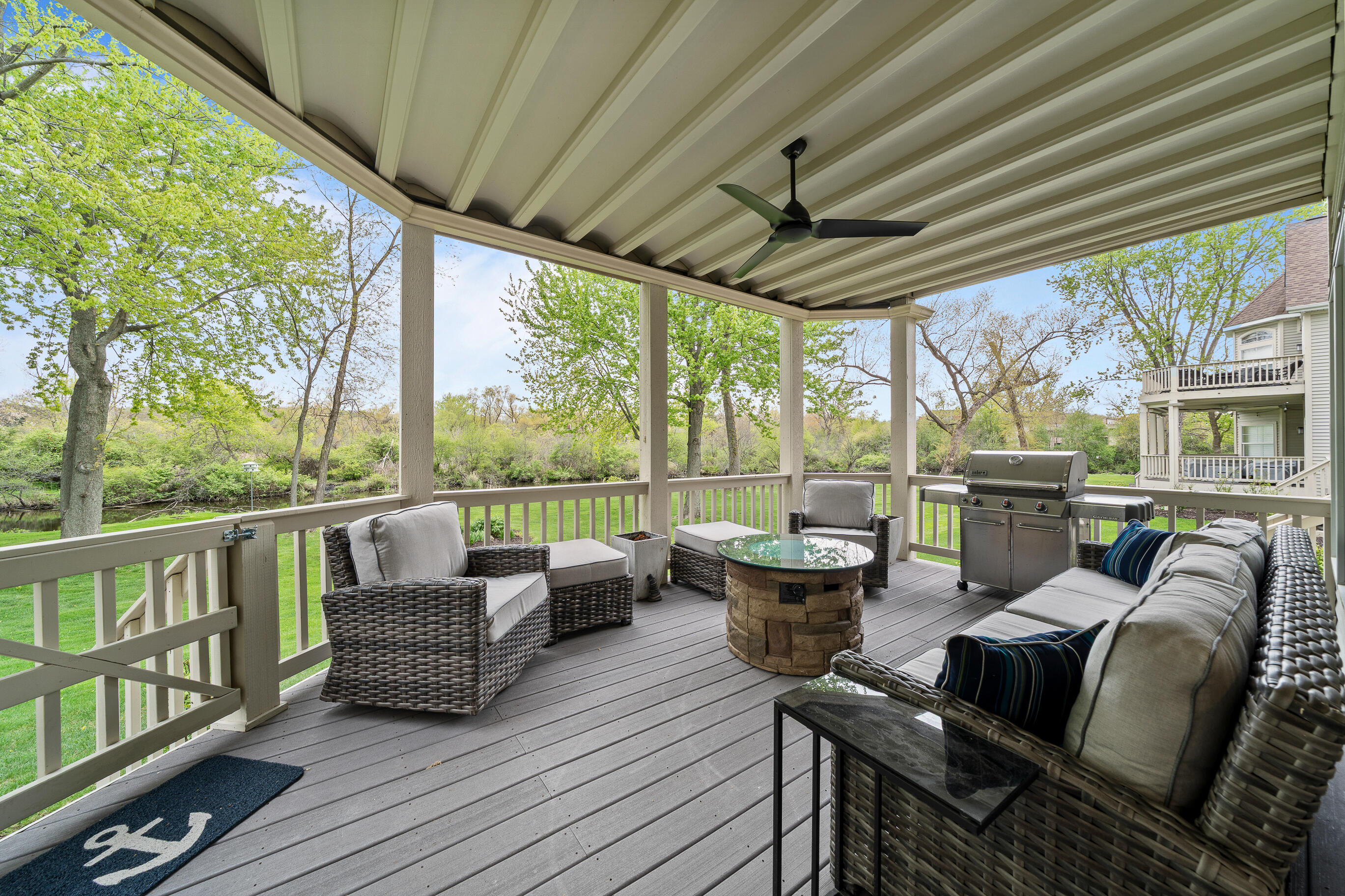 401 Abbey Ridge Court Fontana, WI 53125 - Photo 35 of 68 Covered Porch