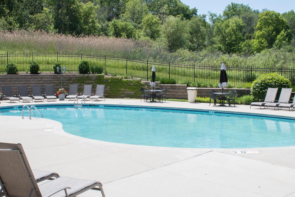 401 Abbey Ridge Court Fontana, WI 53125 - Photo 59 of 68 Abbey Ridge Pool