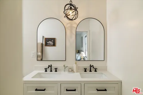 $1,450,000 | 3448 Ferncroft Road, Los Angeles, CA 90039