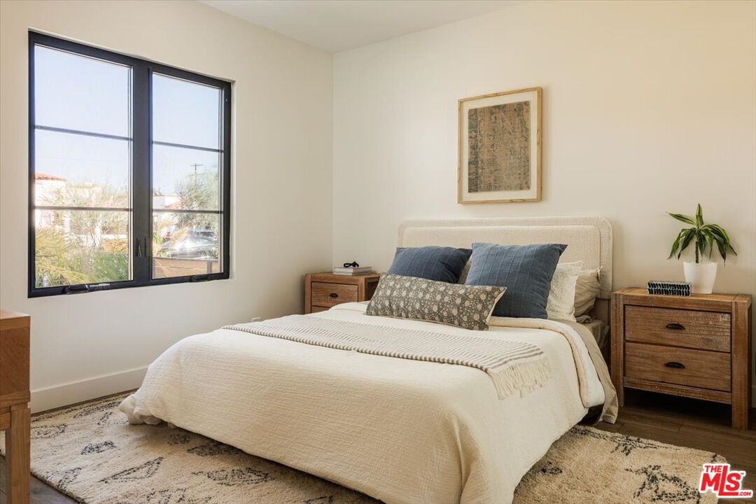 3448 Ferncroft Road Los Angeles, CA 90039 - Photo 18 of 34