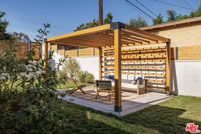 $1,450,000 | 3448 Ferncroft Road, Los Angeles, CA 90039