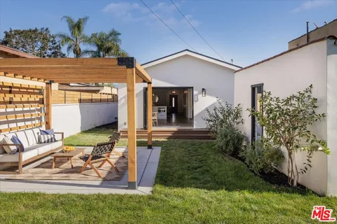 $1,450,000 | 3448 Ferncroft Road, Los Angeles, CA 90039
