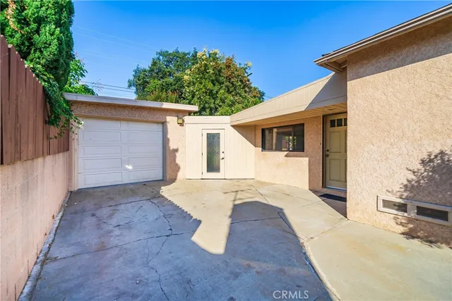 $1,080,000 | 4425 Walnut Avenue, Long Beach, CA 90807