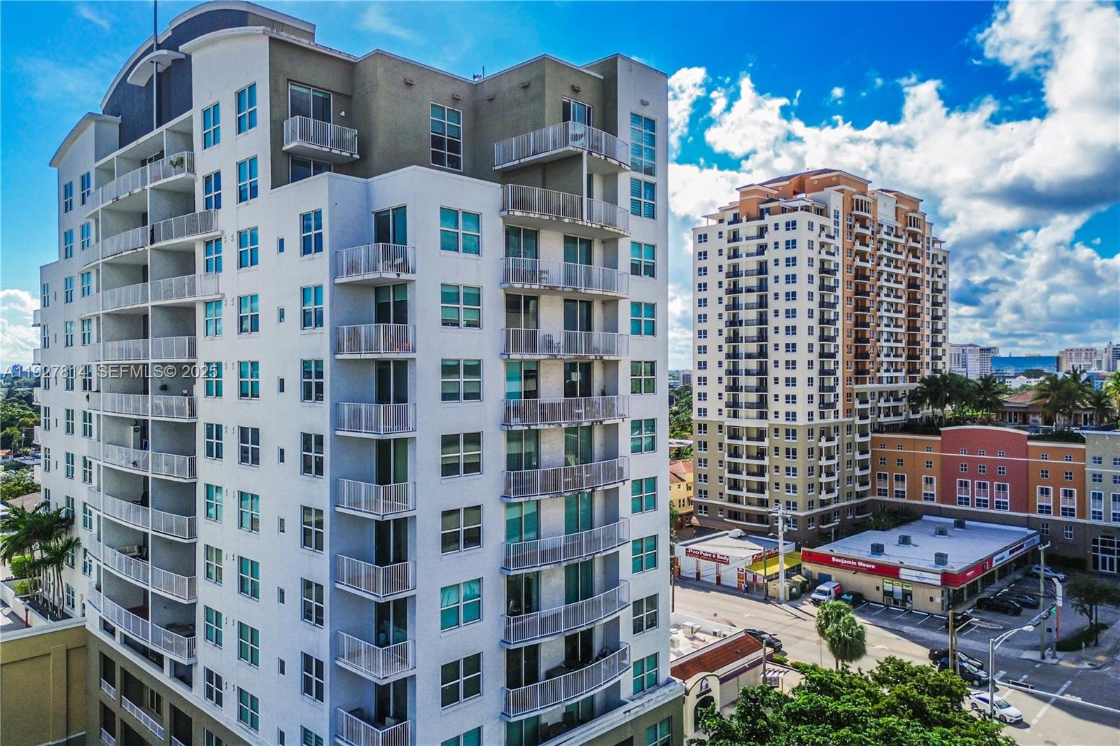 3180 Southwest 22nd Terrace, Unit PH201 Miami, FL 33145 - Photo 40 of 58