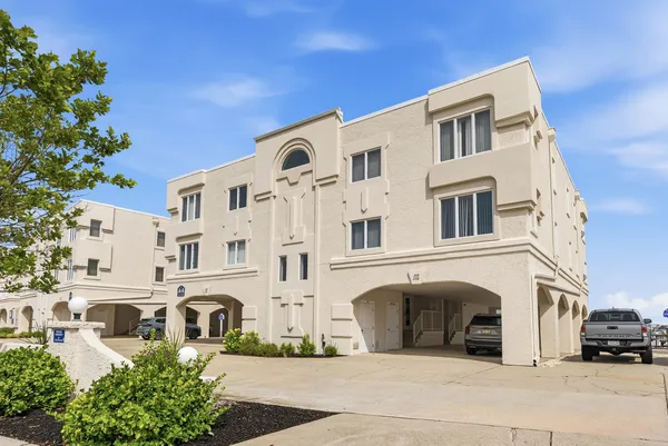 $2,595,000 | 1100 Ocean Drive, Unit 208, Avalon, NJ 08202