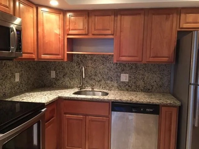 $1,900 | 4154 Inverrary Drive, Unit 407, Lauderhill, FL 33319