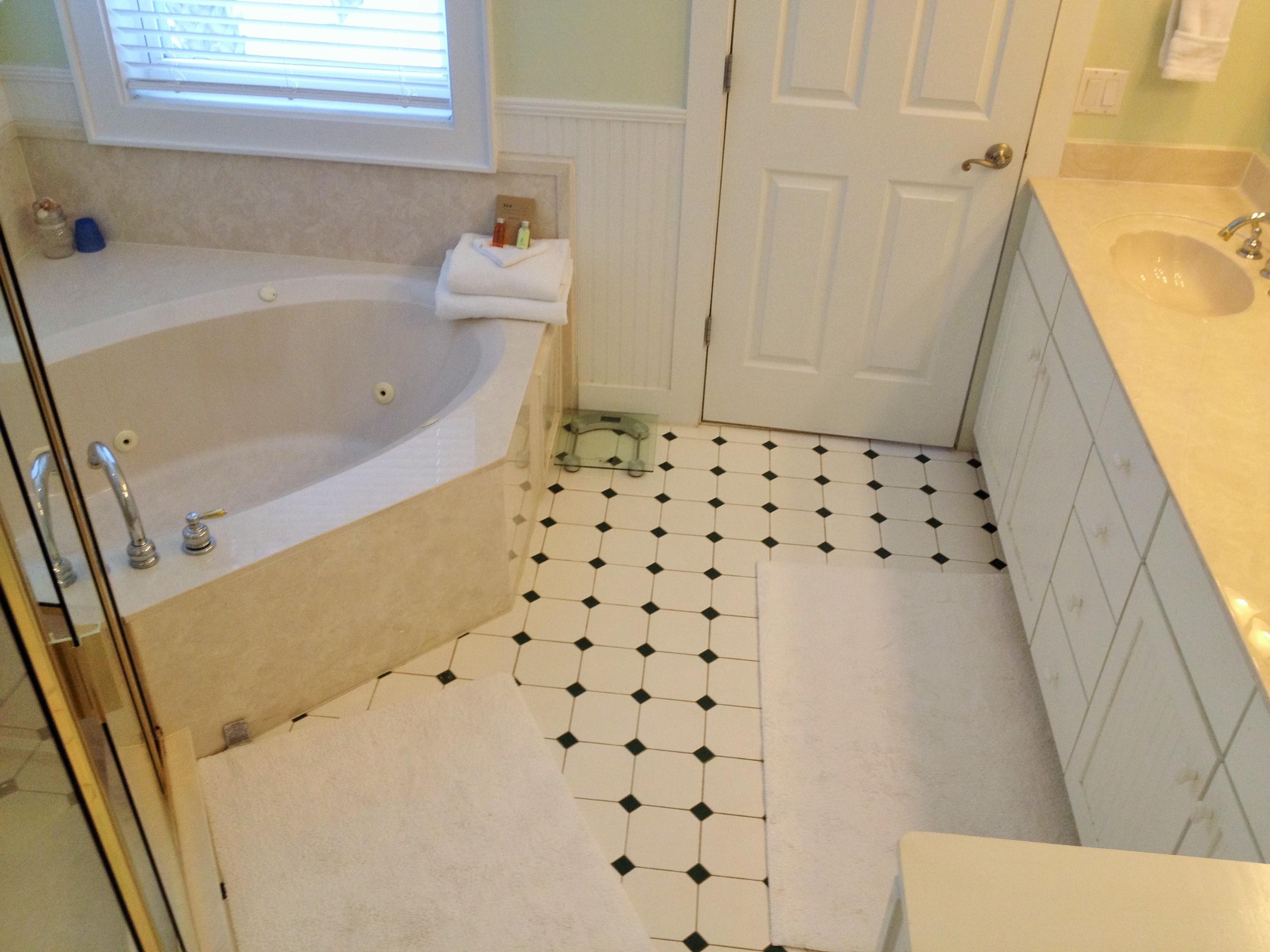 89 West Blue Crab Loop Inlet Beach Inlet Beach, FL 32461 - Photo 28 of 42 a bathroom with a bathtub and shower